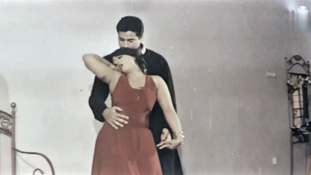 vlcsnap-2025-03-24-00h18m27s640