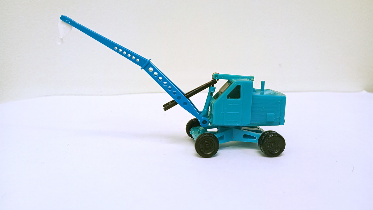 Mach (3673)