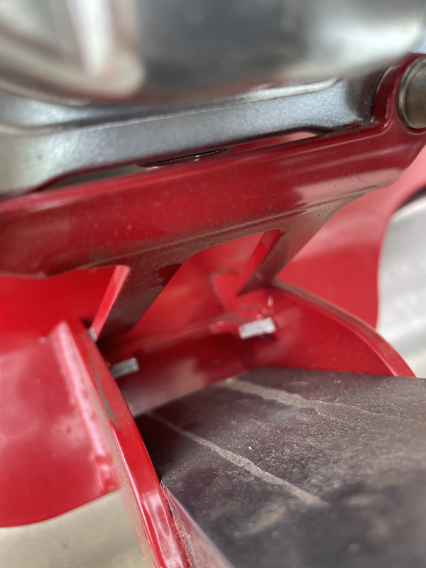 41B69A2E-FD87-4084-8390-9D01A58EC7DE