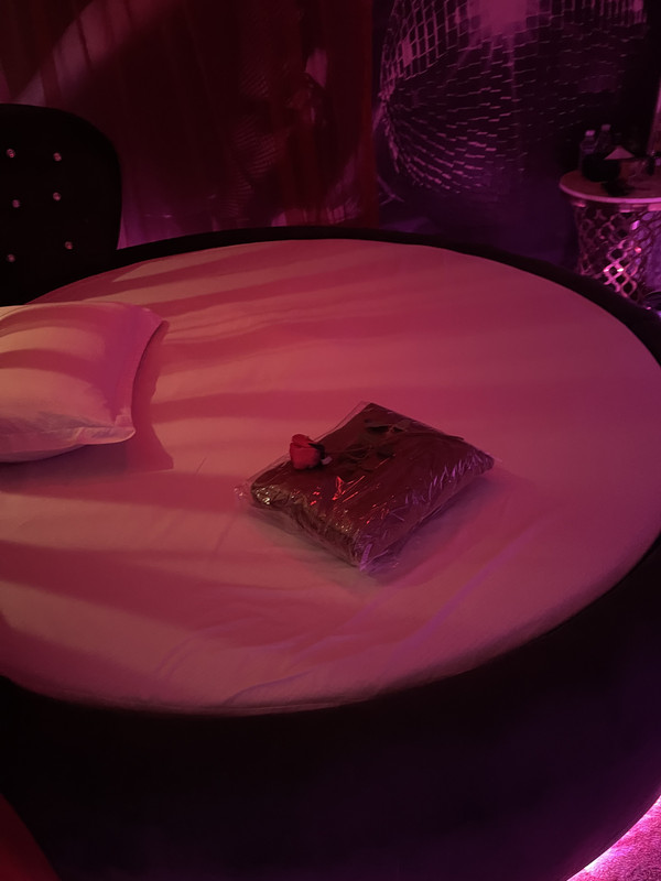 26D6B4F9-A90C-4D4E-9936-656DC11BD916