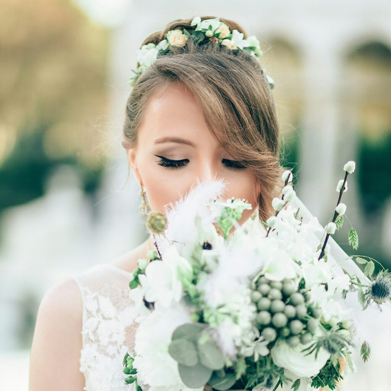 Elegant ceremony space and decor