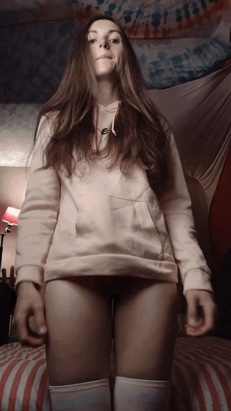 T girl shows her cock