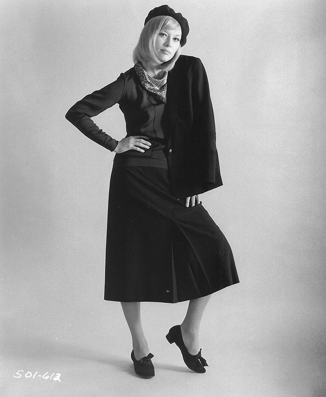 Faye_Dunaway_b30
