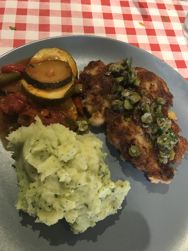 8B8A09B9-3224-430B-89AE-31C00529474B