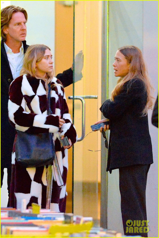 mary-kate-ashley-olsen-out-together-02