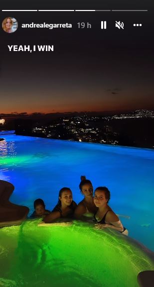 Mia y Nina Rubín disfrutaron una divertida pool party en Acapulco