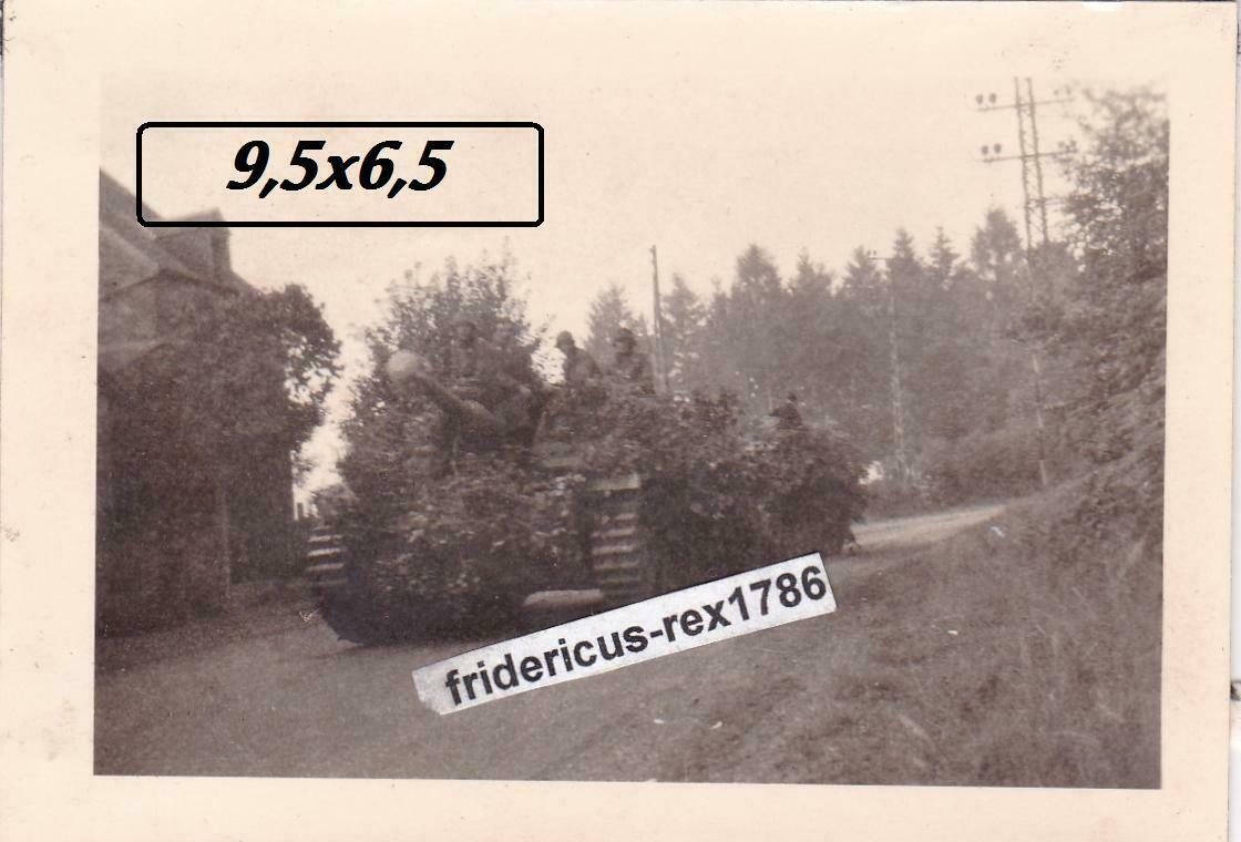 Foto Panzer Tank Stug Sturmgeschütz Abt 17 GvB Endkampf 1945