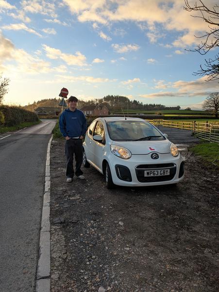 PXL 20251116 154026917