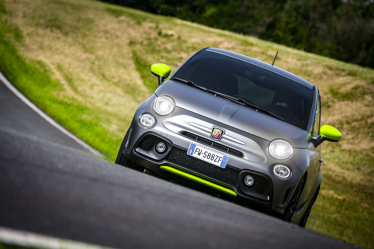 Abarth 595 Pista (16)
