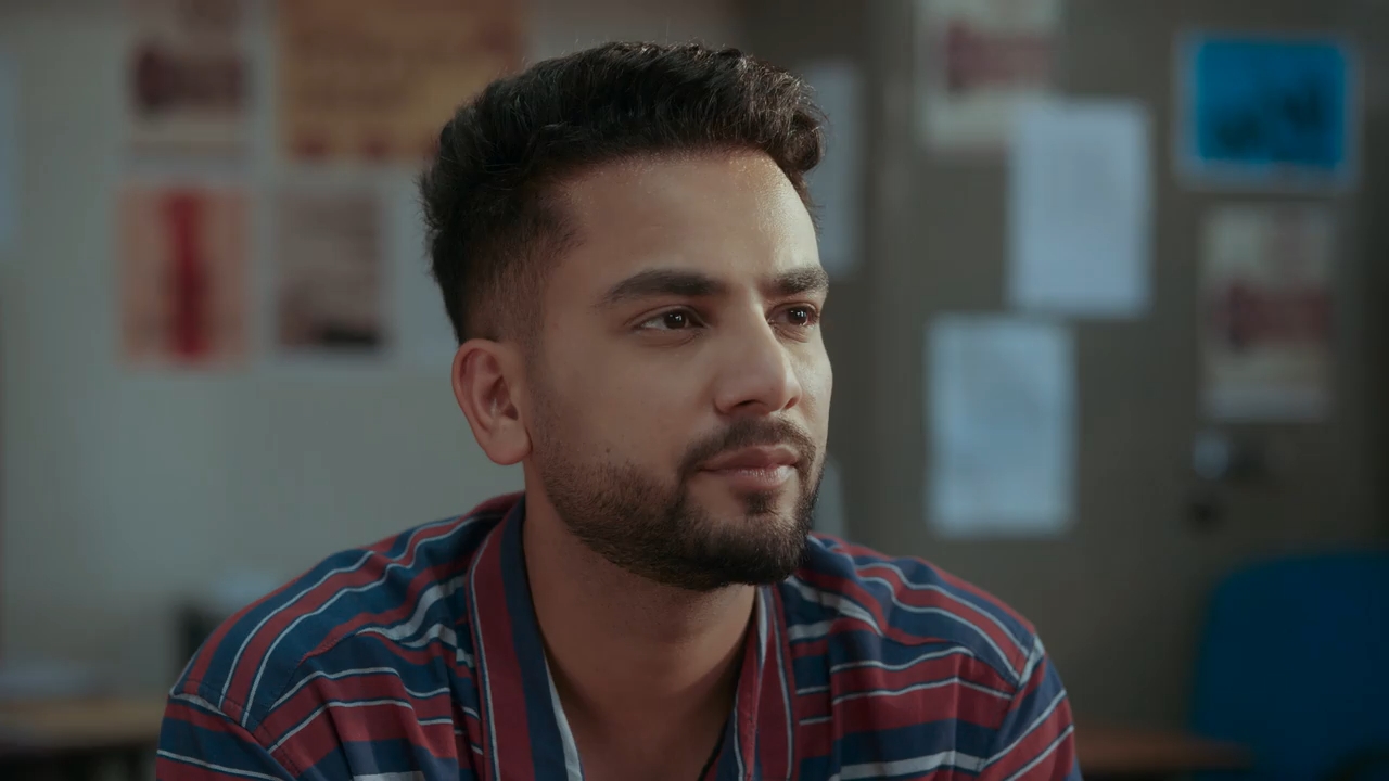 Aukaat Ke Bahar 2025 WebRip Season 1 [Hindi] 480p 720p ESub Screenshot