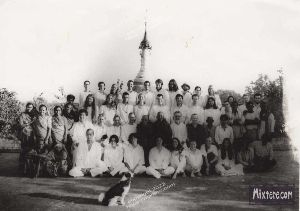 BBG&B1ALittleBackgroundPics - 6