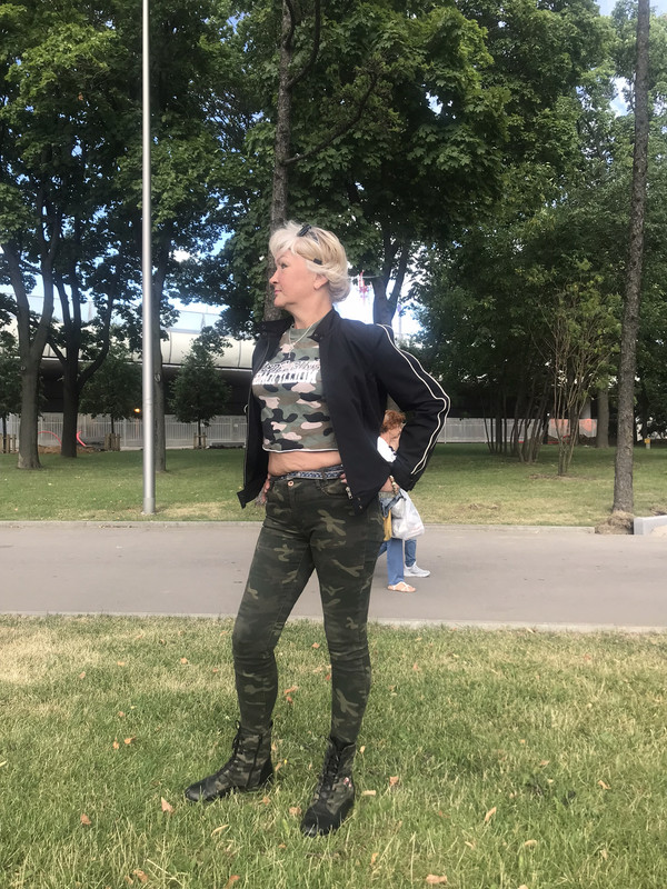 D83E42CA-428D-4629-B7A4-24200582BE51