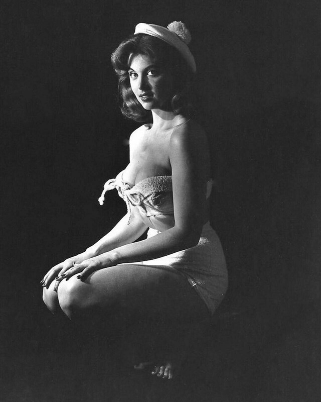 tina louise c82