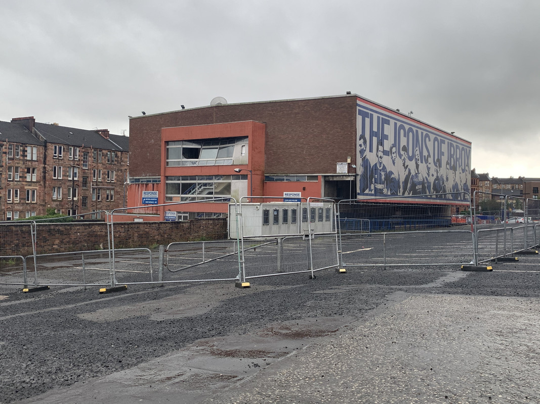 F2A90BF2-B170-412E-8E61-8C039245DE04