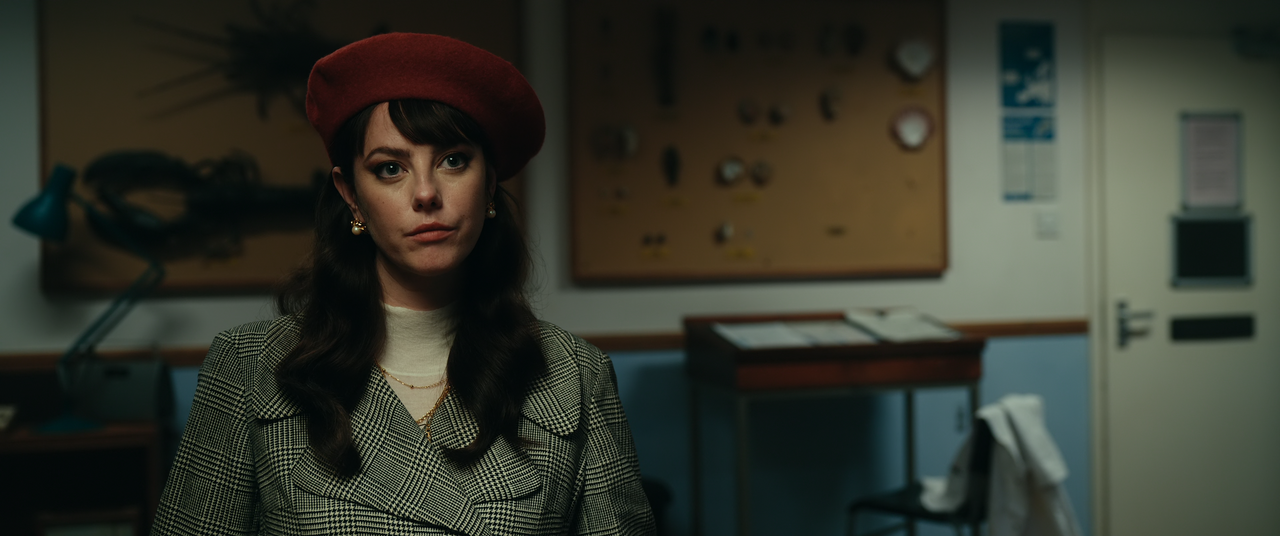 The.Gentlemen.S01E01.Refined.Aggression.2160p.10bit.NF.WEB-DL.DDP5.1.HEVC-Vyndros.mkv_snapshot_00.33