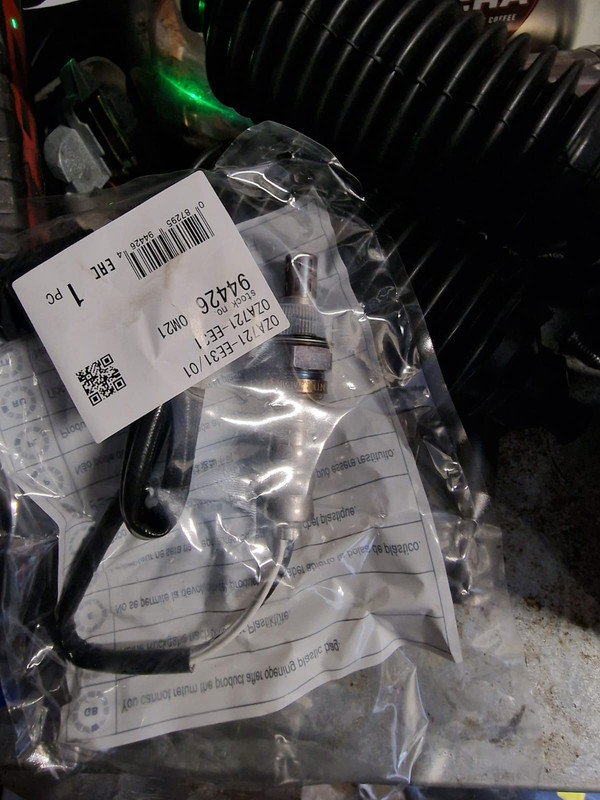 3976DB2C-A181-439A-A905-A72FD3577085