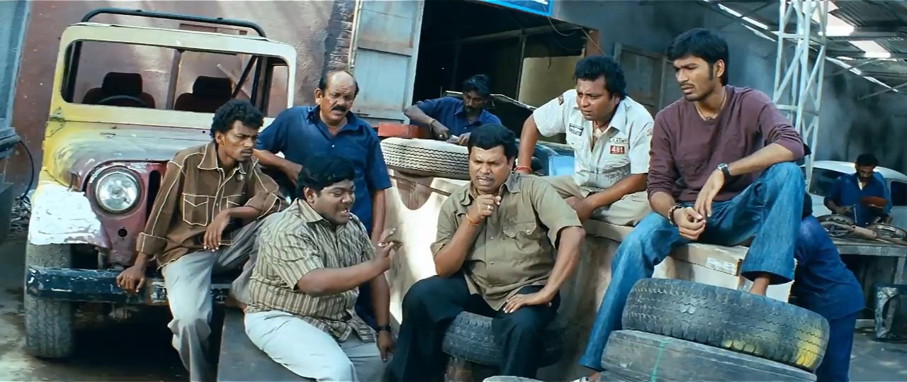 Padikathavan 2009 WebRip [Tamil] 480p, 720p Screenshot