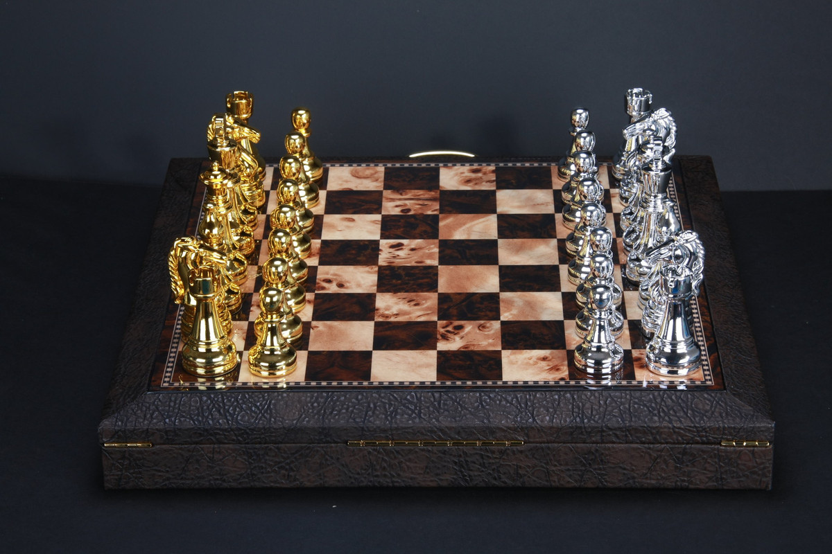 goldandsilverchesslarge.jpg