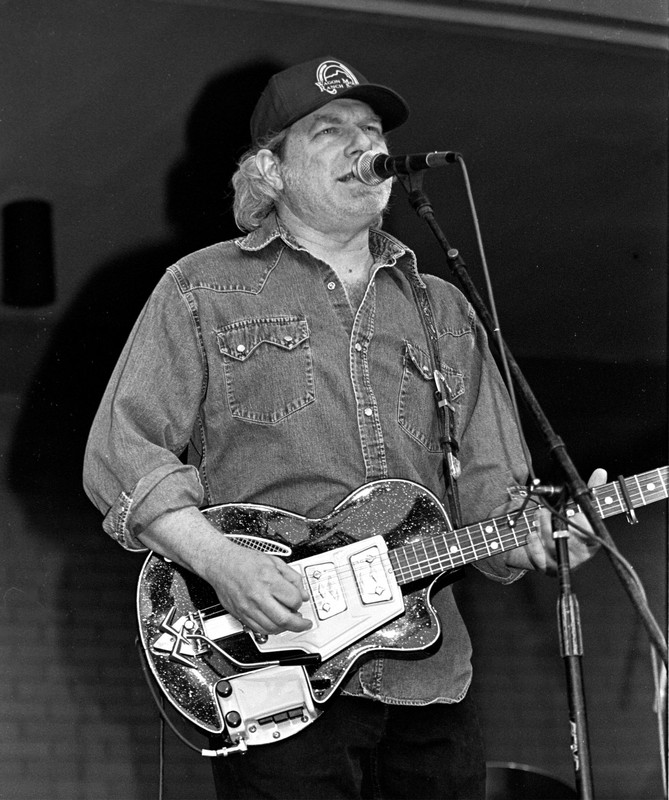 Buddy and Julie Miller (2001) acid country based rock (EAC FLAC)