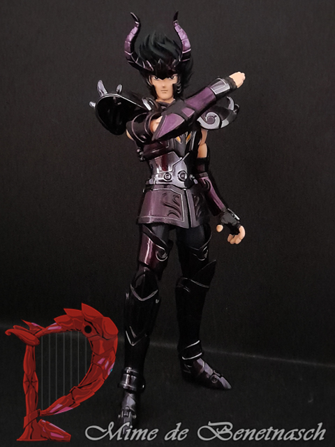 Shura de Capricornio (Surplice)