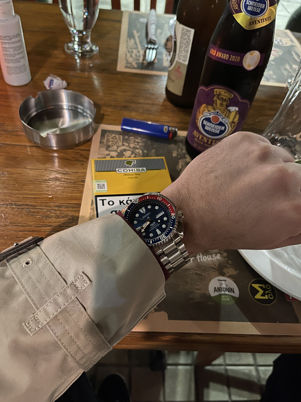 F1F4D3A7-AFE1-4FFC-848F-A8F7C37256F0