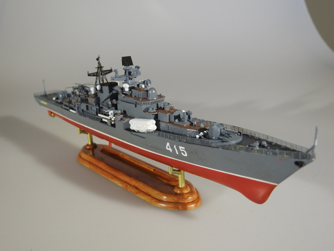 Russian Sovremenny Class Destroyer, 1/700 Dragon -klar DSCN3816