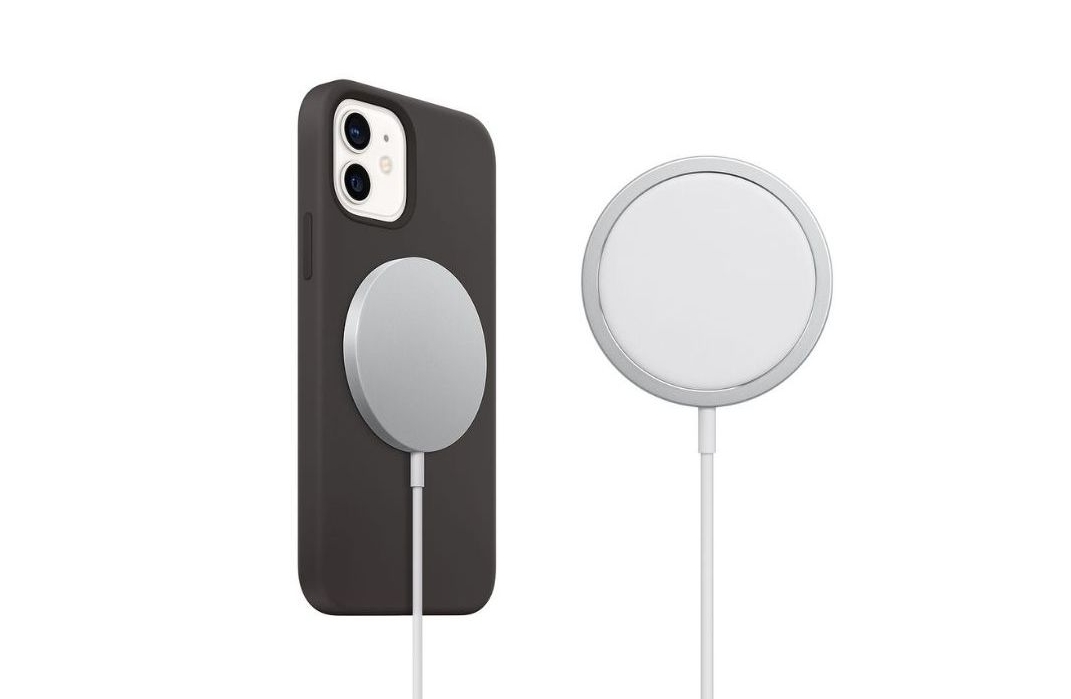 Сертифицированные аксессуары MFi: оригинальный адаптер питания и кабель Lightning/USB-C