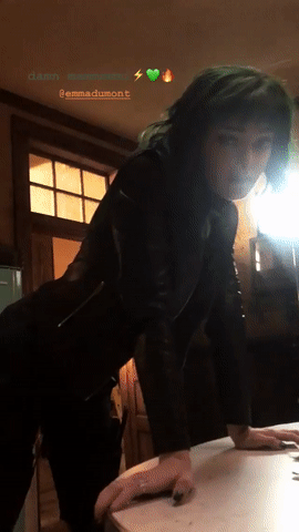 Polaris-traje.gif