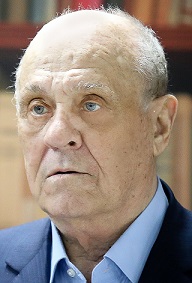 2018-cropped-cropped.jpg