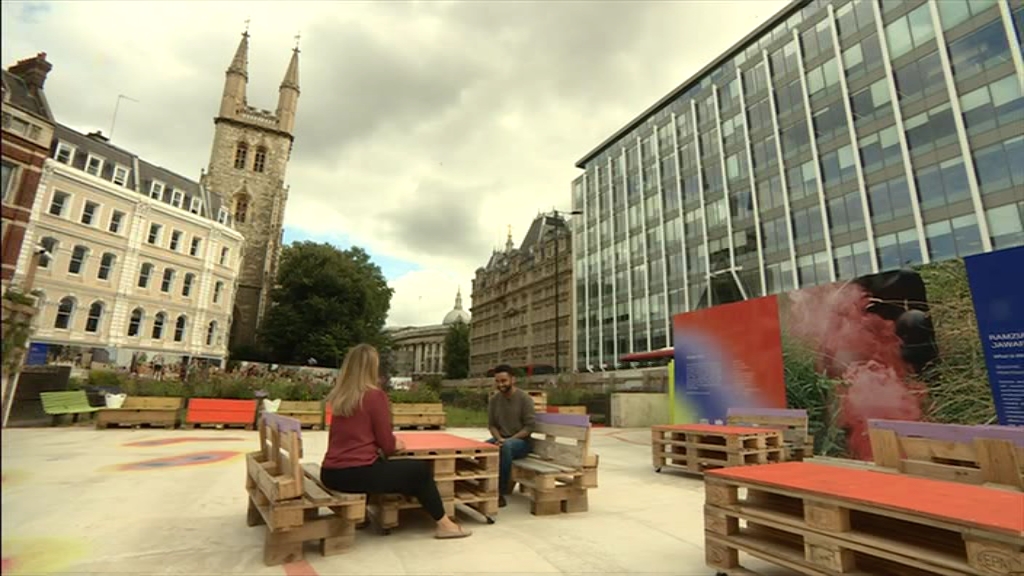 BBC London News_20210816_13301345.ts_snapshot_10.42.780