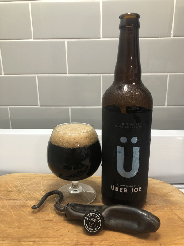 60684416-AB80-4A48-B6C7-0C9CCCCE8C35