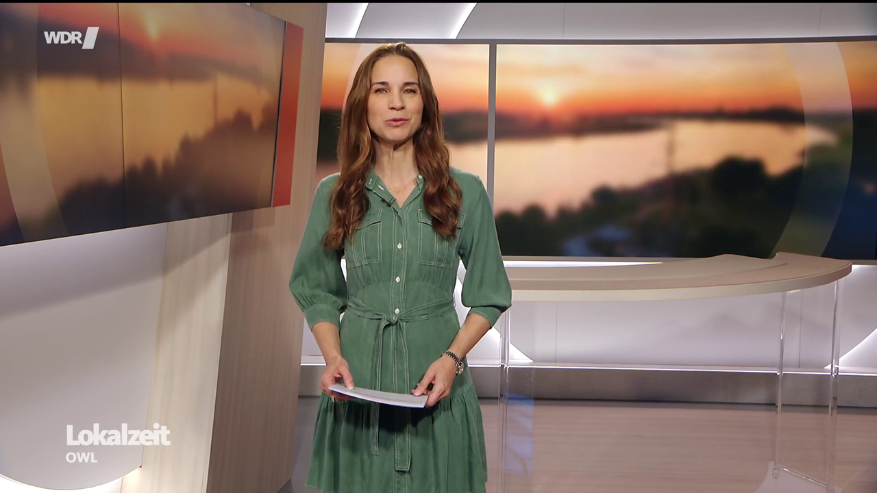 Kristina Sterz WDR Lokalzeit OWL 05 06 2026 82X Caps 61
