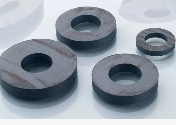 Феритові магніти: Важливість та застосування