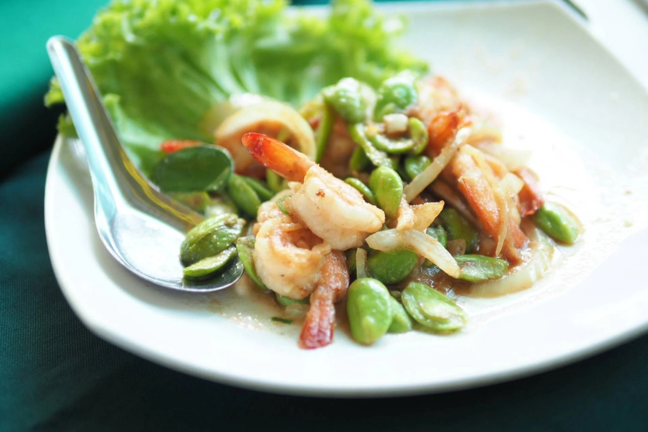 อาหารครัวริมธาร