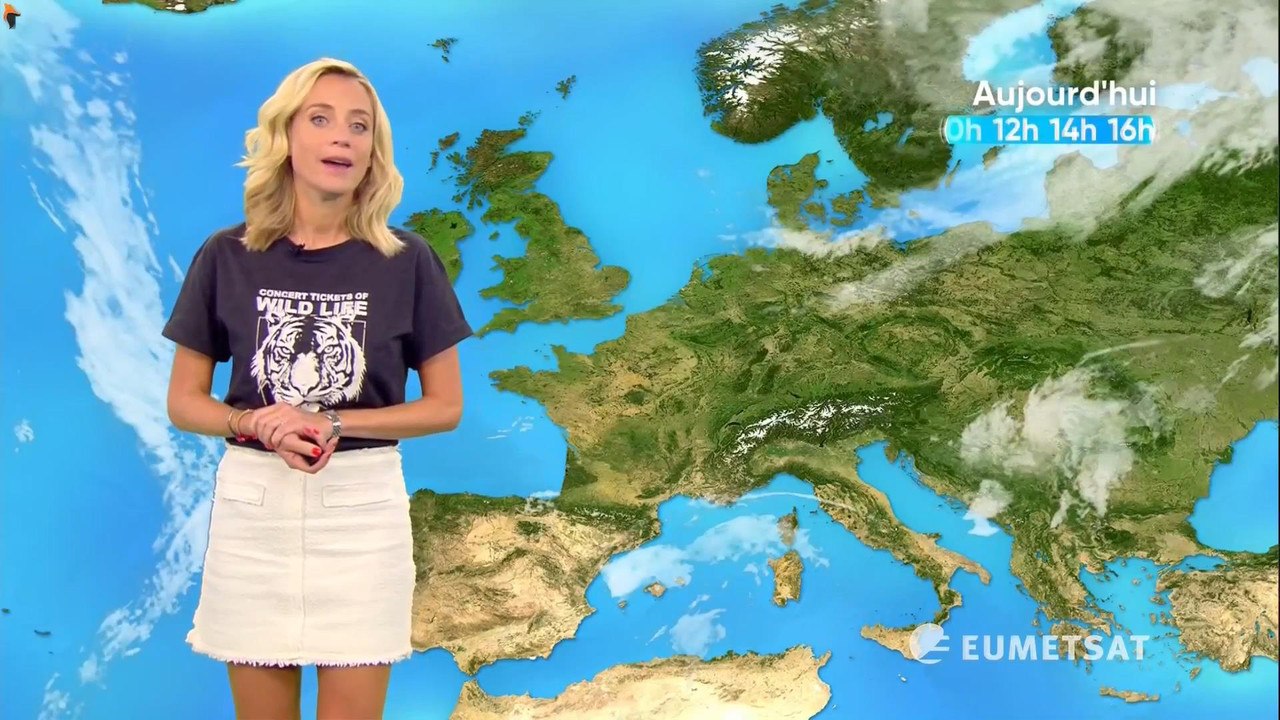 Emilie Dupuis 250821.mp4_snapshot_00.18_[2021.08.25_15.43.55]