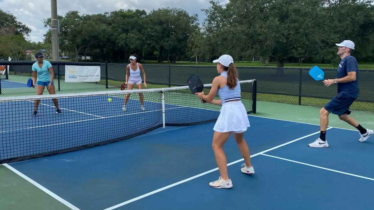 Chấn thương thường gặp khi chơi Pickleball và cách phòng tránh bằng bài tập bổ trợ