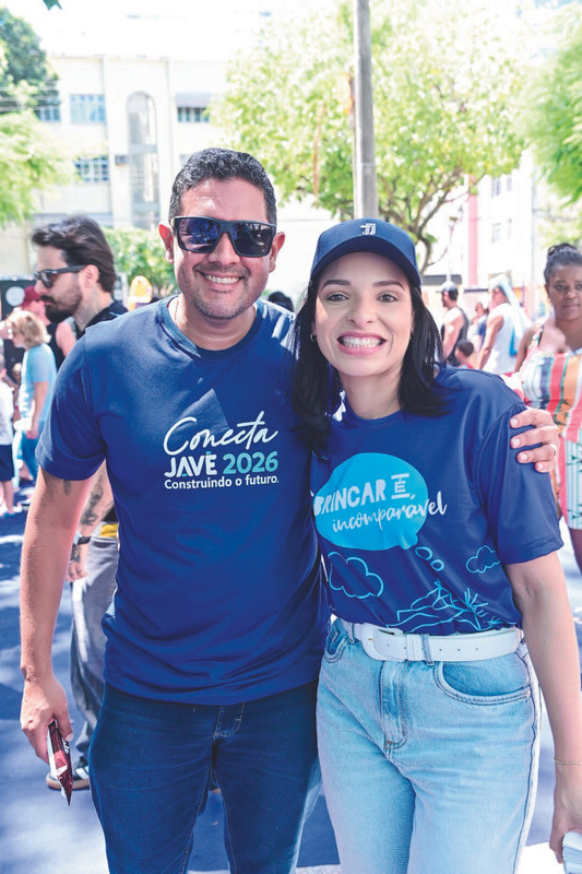 Gregório Batista e Natália Farias no Dia das Crianças da Javé Construtora