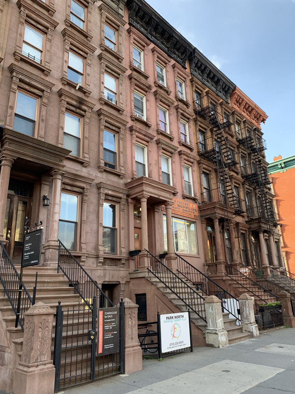 CA2CD987-19F0-4805-A6AF-6E7366783516