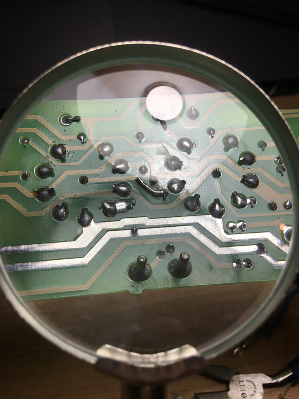 DD6C86BE-43E7-46CB-84F2-63F815269A1E