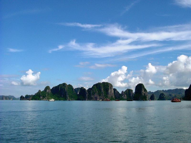 HALONG-BAY-21.jpg