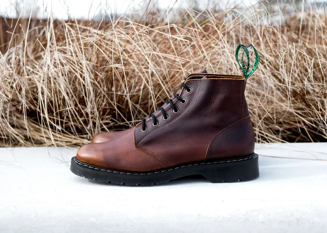 Solovair astronaut 3