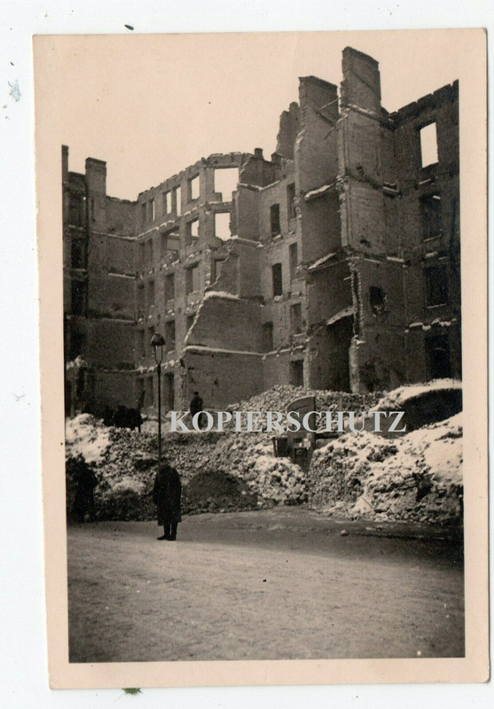 Polen 1940 Warschau Soldat Kampf Trümmer Zerstörung Ruinen