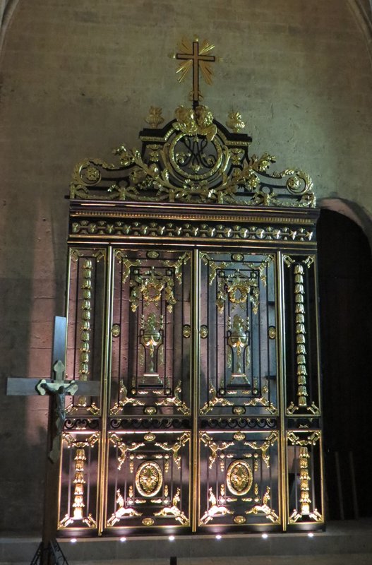 https://i.postimg.cc/NfqFbFPk/151-IMG-5981.jpg