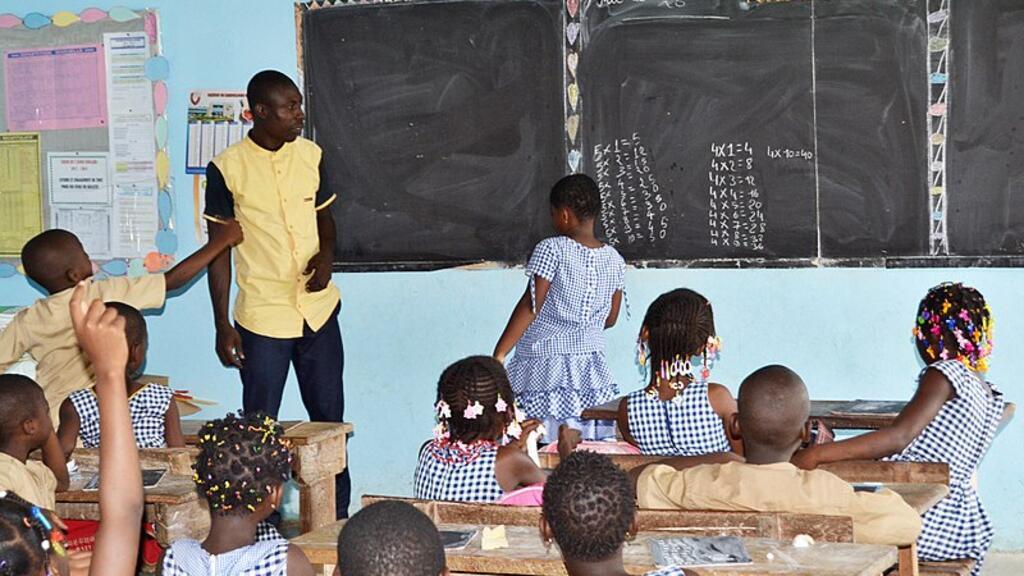 Équipes pédagogiques passionnées collaborant avec EcoleWeb