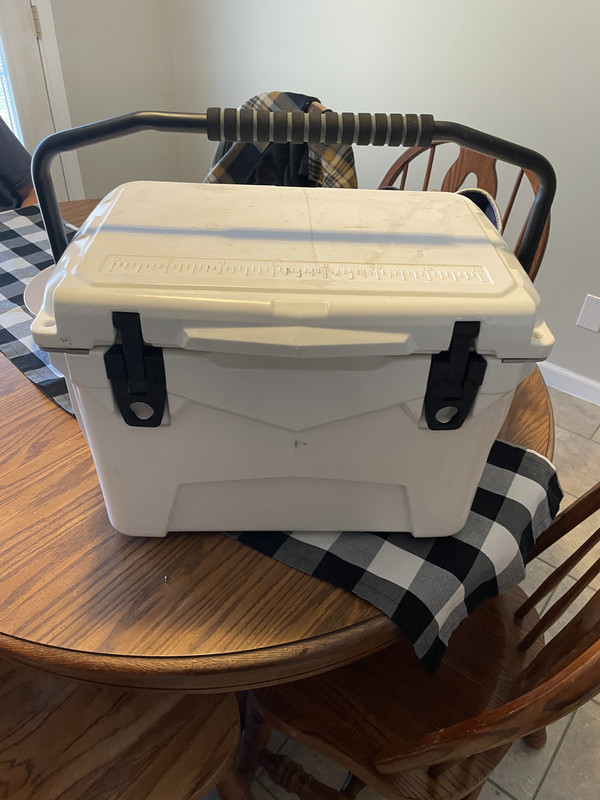 25F12A45-C27C-49DA-BE77-2C0695566A12