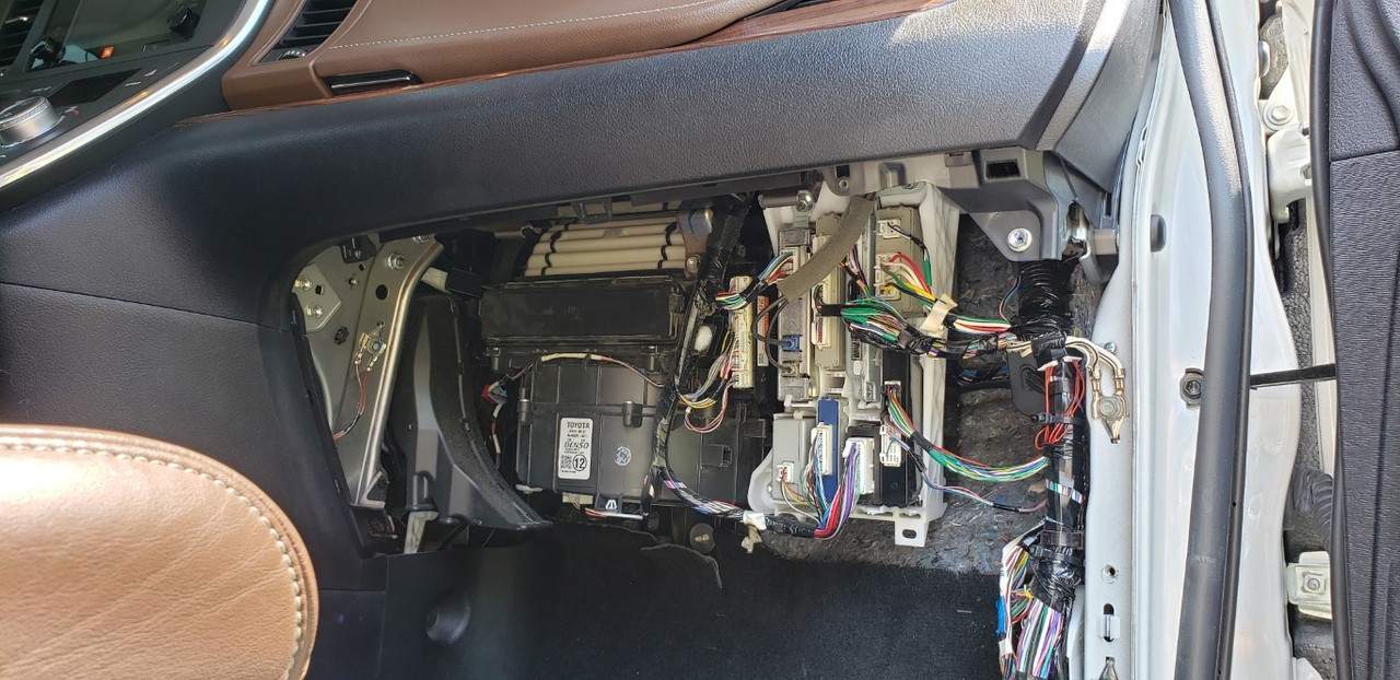 Suggestions about pulling power cables to battery through firewall