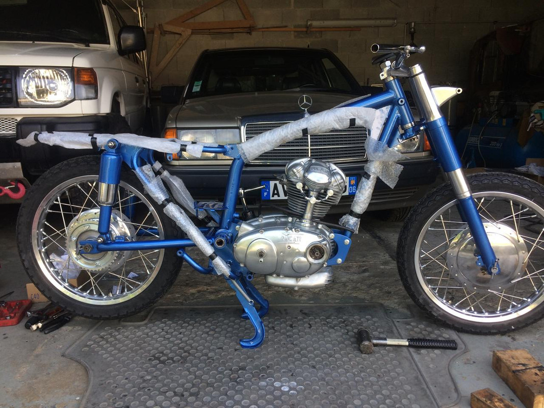 DF4EB728-F9E5-41EF-A2CA-B6654C378166