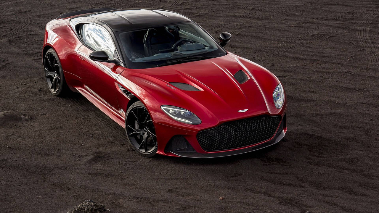 2019 Aston Martin DBS Superleggera (15)