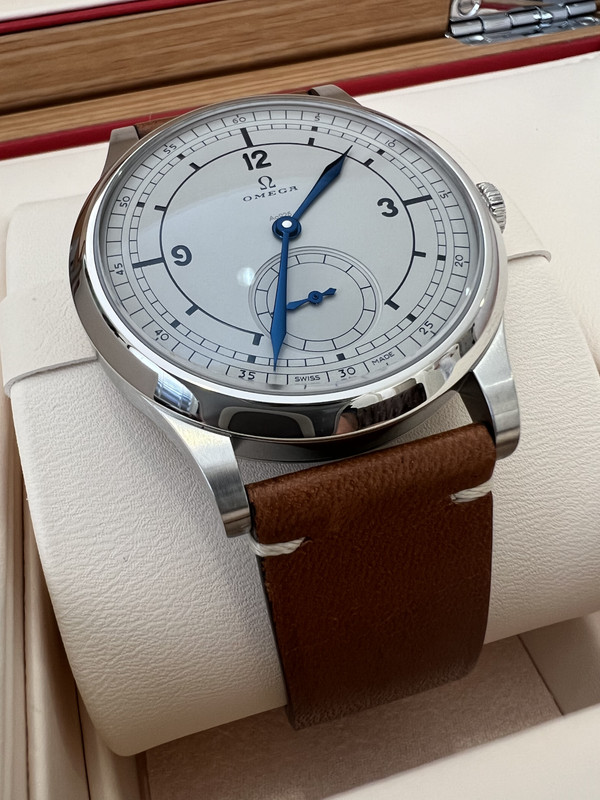 7D936B83-B1F3-4503-A44E-55A729922F8C