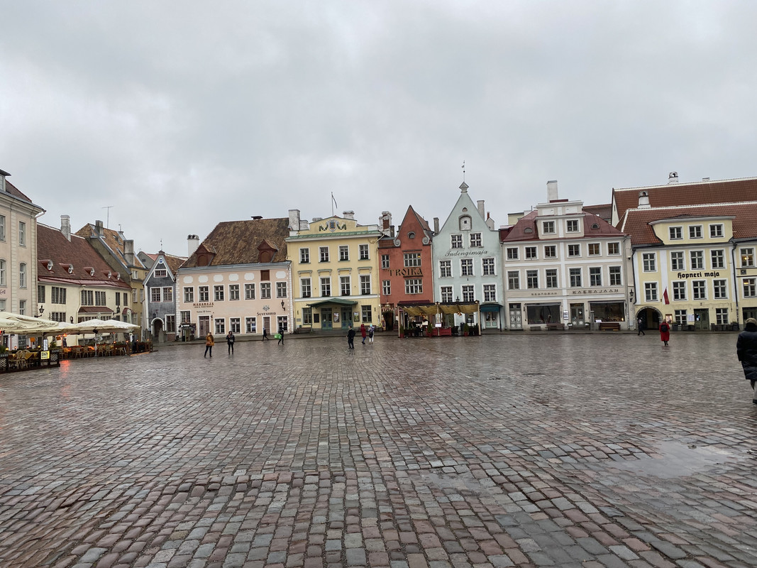 AC7E9EF0-C81B-4B57-9B0E-9C9E2789C7D5